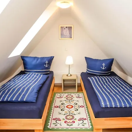 Foerster Finkenstrasse * Timmendorfer Strand